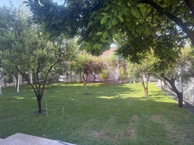 Vila P+1+M incojurata de o  oaza de liniste si verdeata Bragadiru.